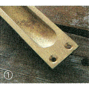 真鍮鋳物　戸引手　鋳肌素地のアップ画像