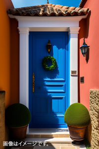 ブルー　青　ドア塗装イメージ　カラフルなドア。